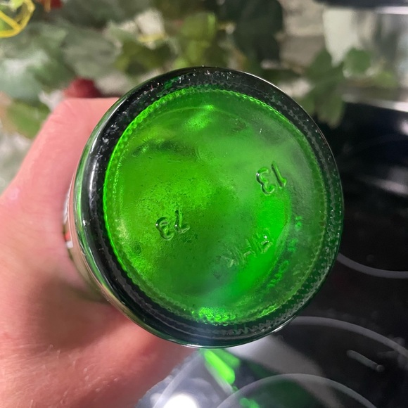 2 Vintage 1972 Big 10 Football Soda POP Bottle: 7 UP SALUTES OHIO STATE BUCKEYES - Picture 3 of 3